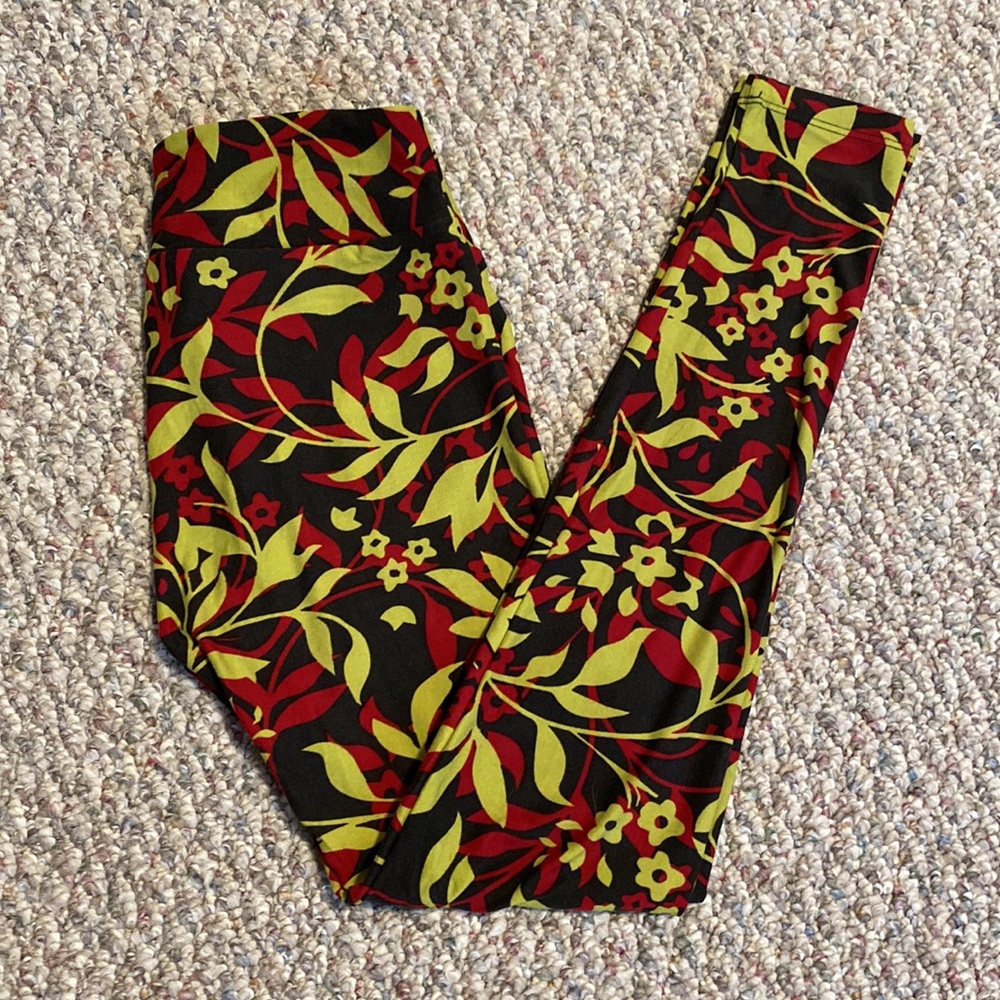 LuLaRoe Printed Leggings (new without tags)